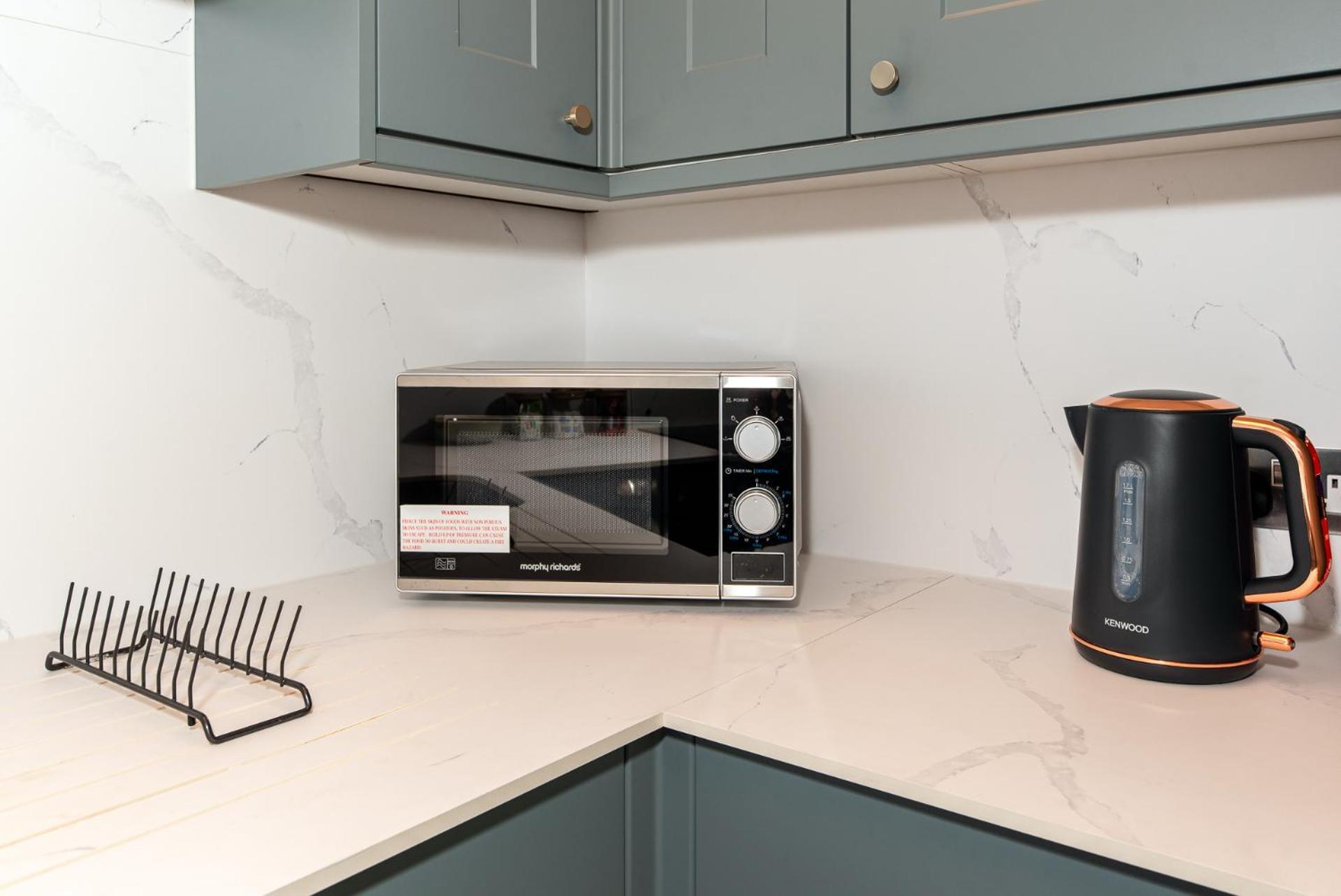 2-Bedroom Victorian Apartment In Kensington ลอนดอน ภายนอก รูปภาพ